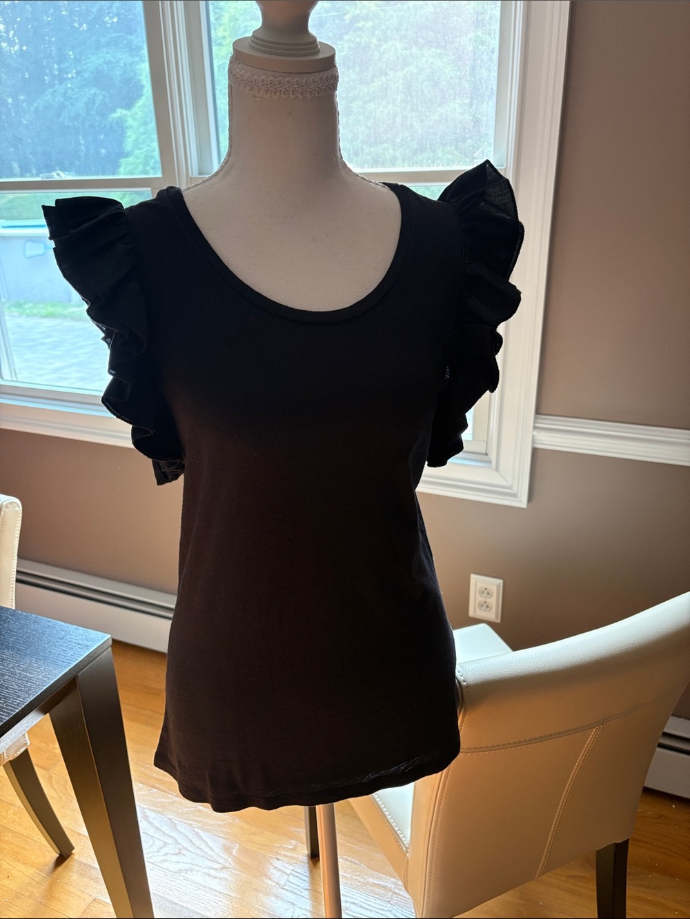 Women's Black Ruffle Sleeve Tank Top
